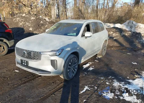 2026 Volvo Xc90 Ultra, B6 Awd Gas (Mild Hybrid), Gasoline, Bright, 7 Seats z USA, uszkodzony, nr VIN YV4062PF5T1460190